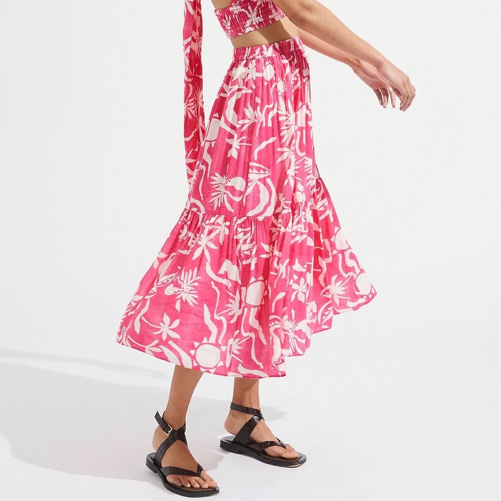 Update: Sold in another platform. New, never worn, Midi Skirt.